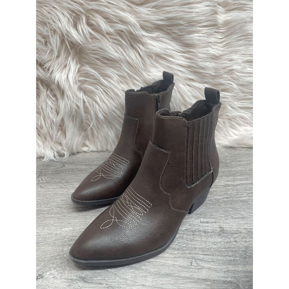 Sun + Stone Women's Grangerr Booties - Choco 6M